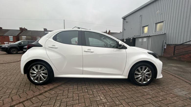 Toyota Yaris 1.5 Hybrid Icon 5dr CVT Hybrid Hatchback